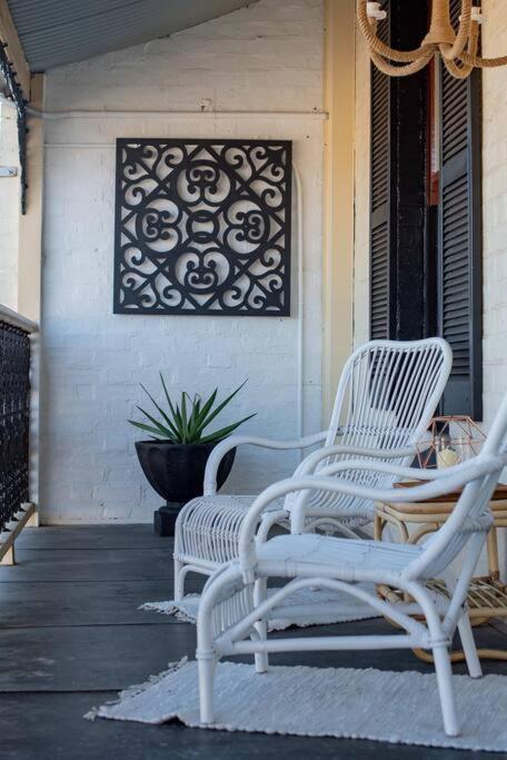 Historic Beauty In The Cbd! Parking And Wifi Apartman Launceston Kültér fotó