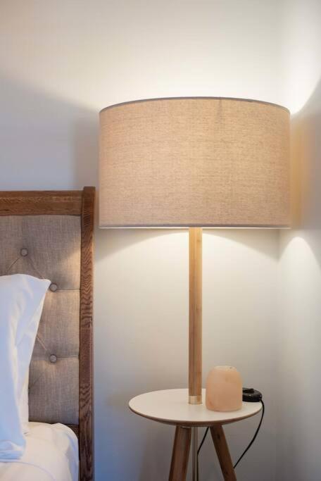 Historic Beauty In The Cbd! Parking And Wifi Apartman Launceston Kültér fotó