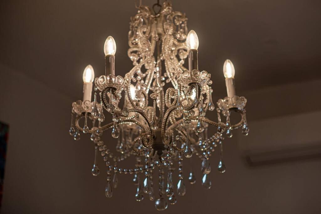 Historic Beauty In The Cbd! Parking And Wifi Apartman Launceston Kültér fotó