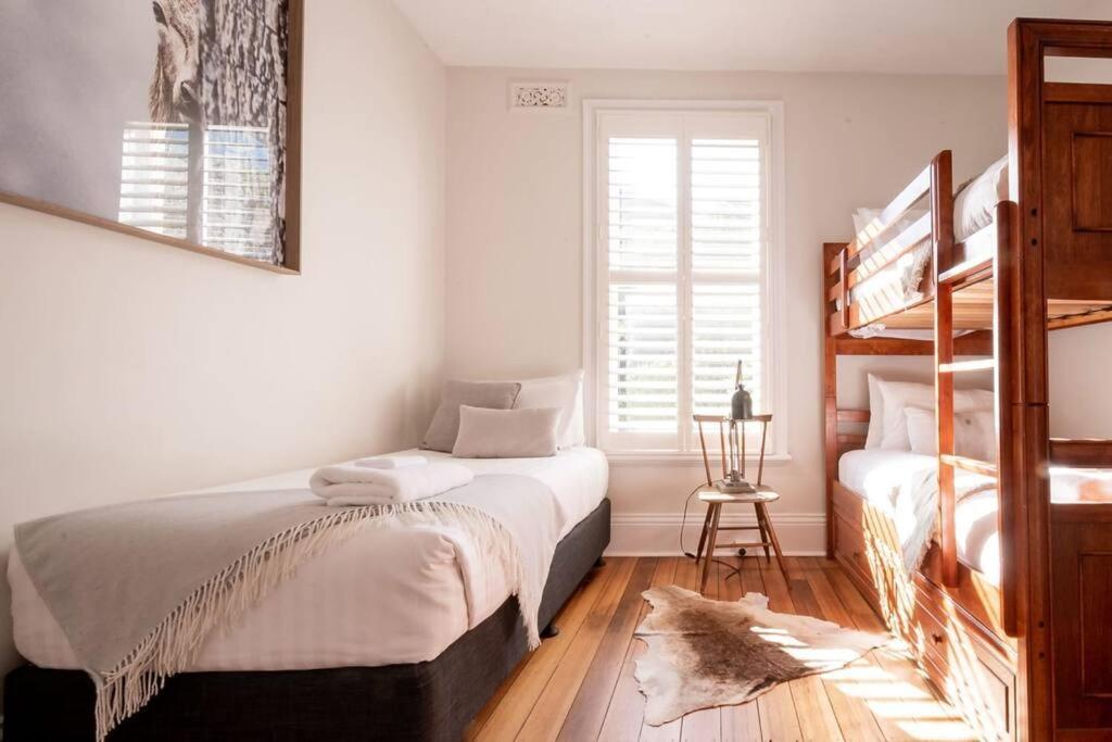 Historic Beauty In The Cbd! Parking And Wifi Apartman Launceston Kültér fotó